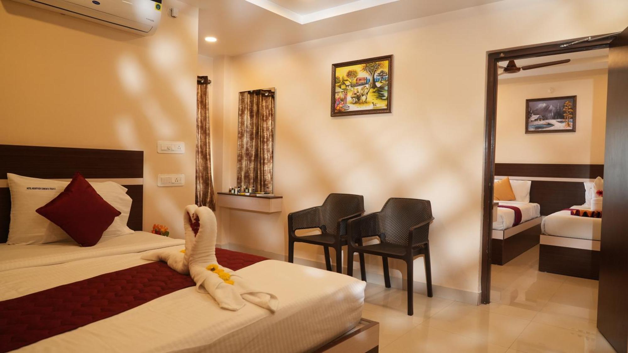 Hotel Mountview Comforts تيروباتي المظهر الخارجي الصورة